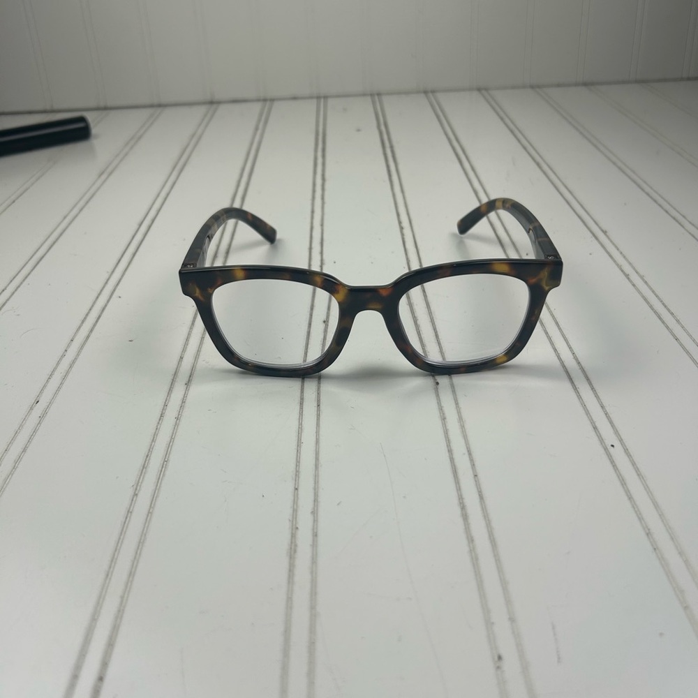 Peepers Tortoise Rectangular Eyeglasses Women’s C… - image 2